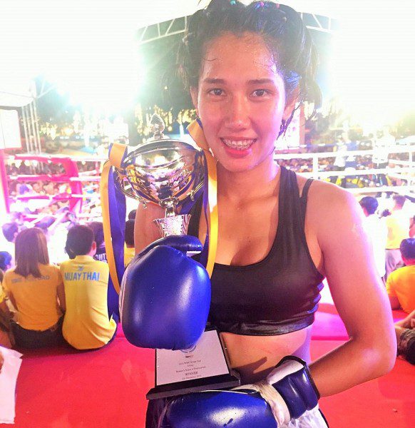 Chommanee Defends the UN Trophy