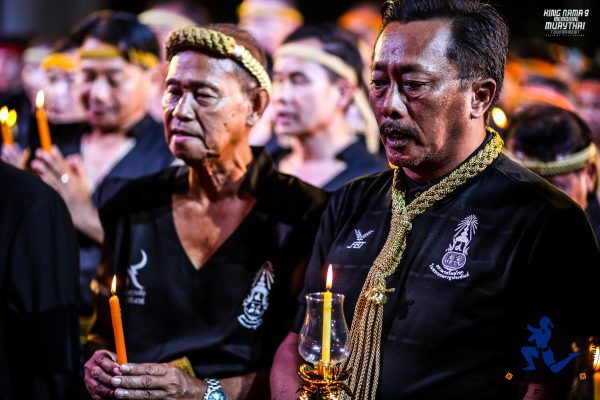 Thai Leading Masters Show Respect