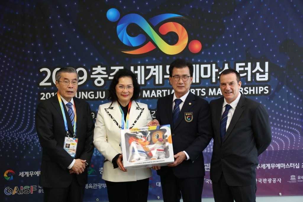 #2019 CWMAM Day 2 – Governer Meeting