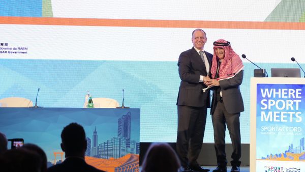 HRH Prince Feisal Al Hussein Receives Muaythai Honorary Membership