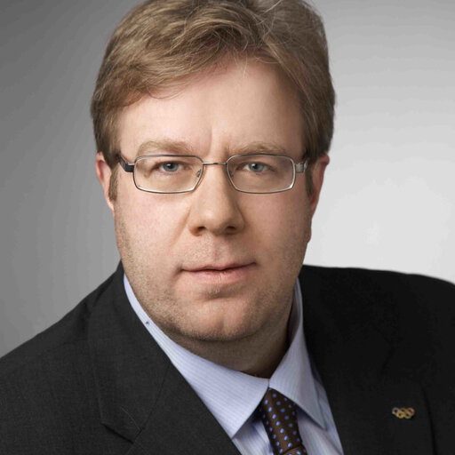 In Memoriam: Volker Bernardi