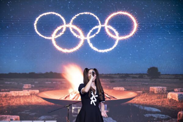 Opening Day Highlights of the European Championships: Explosive Bouts and Rising Stars